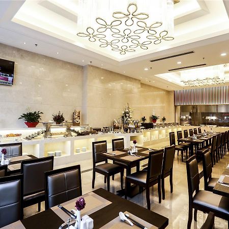 Shenyang Mingcheng Jin Jiang International Hotel Экстерьер фото